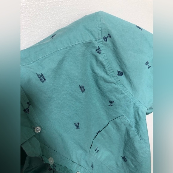 J. Crew Men’s M Teal Green Short-Sleeved Button-Down Shirt w/Cocktail Graphics - Picture 10 of 11